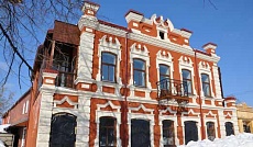 Входная группа Оглоблинъ, ресторация.  Красноармейская,  129